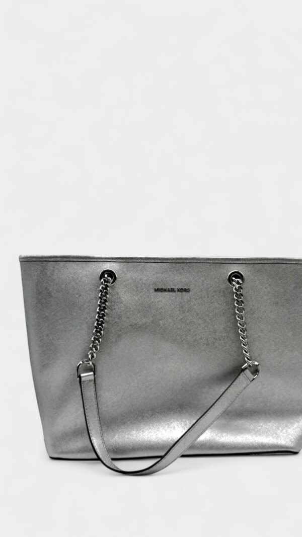 MICHEL KORS - JET SET TOTE SILVER - Image 2